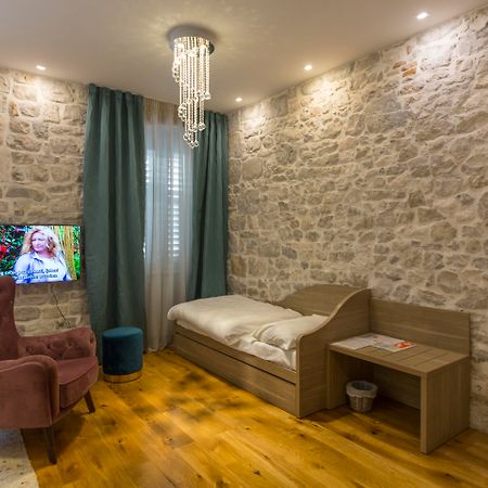 ספליט Tifani Luxury Rooms מראה חיצוני תמונה