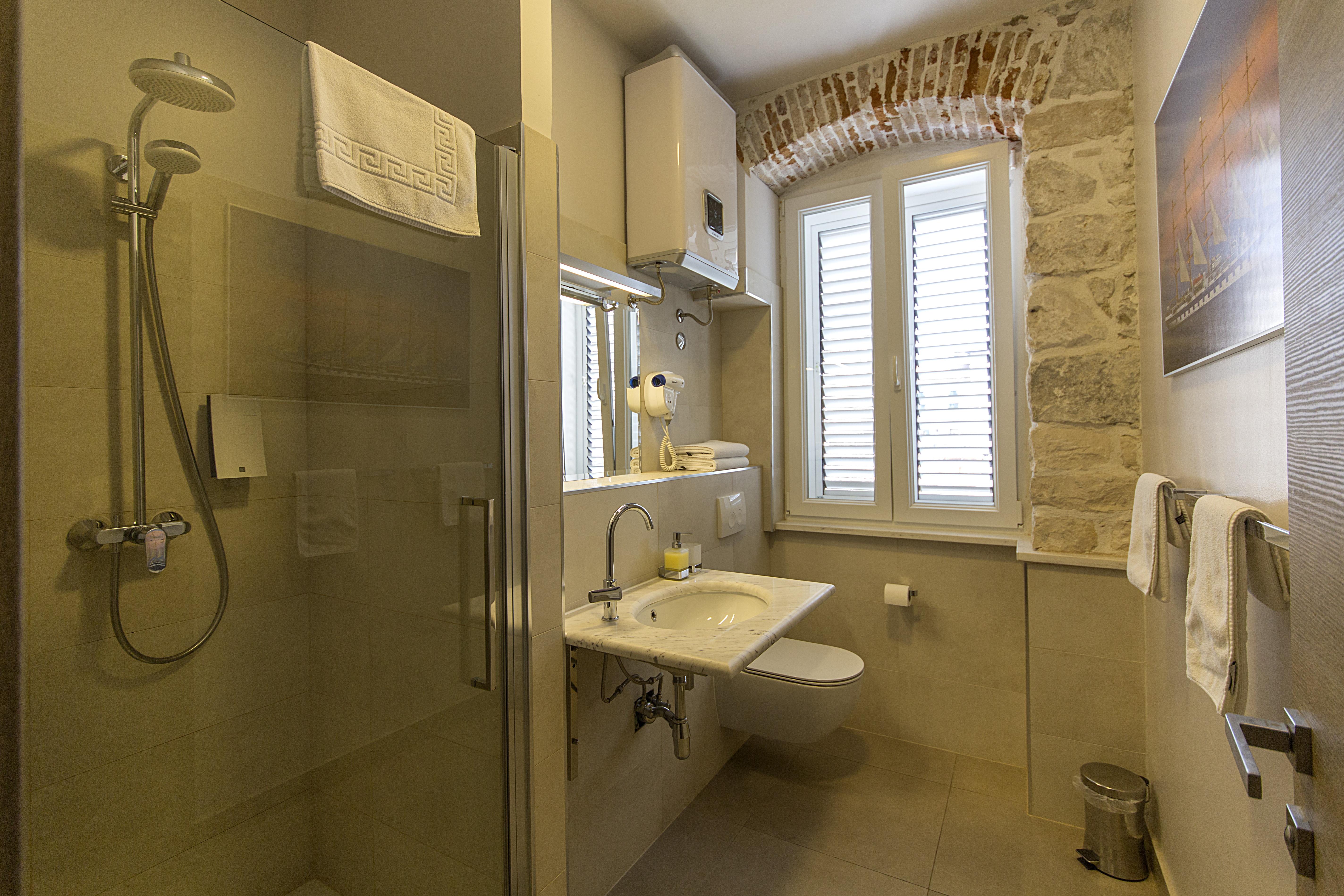 ספליט Tifani Luxury Rooms מראה חיצוני תמונה