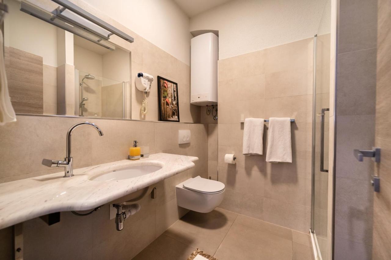 ספליט Tifani Luxury Rooms מראה חיצוני תמונה
