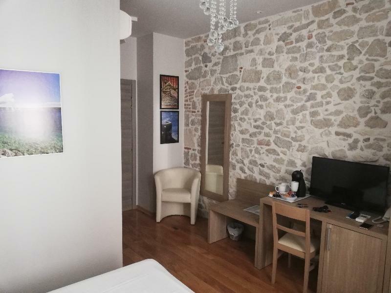 ספליט Tifani Luxury Rooms מראה חיצוני תמונה
